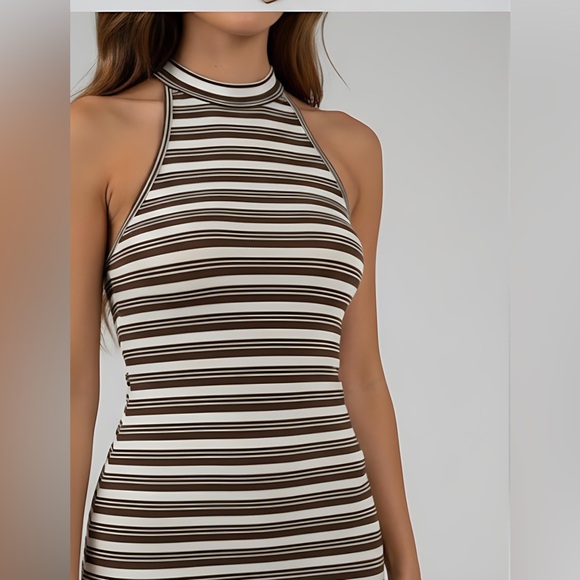 Striped Print Halter Neck Bodycon Dress - Picture 2 of 6